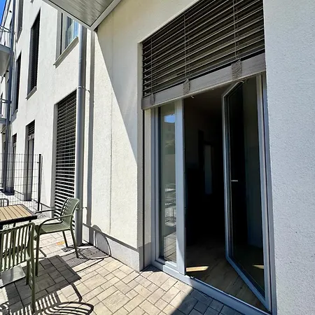 Apartment One Eleven 111 *
